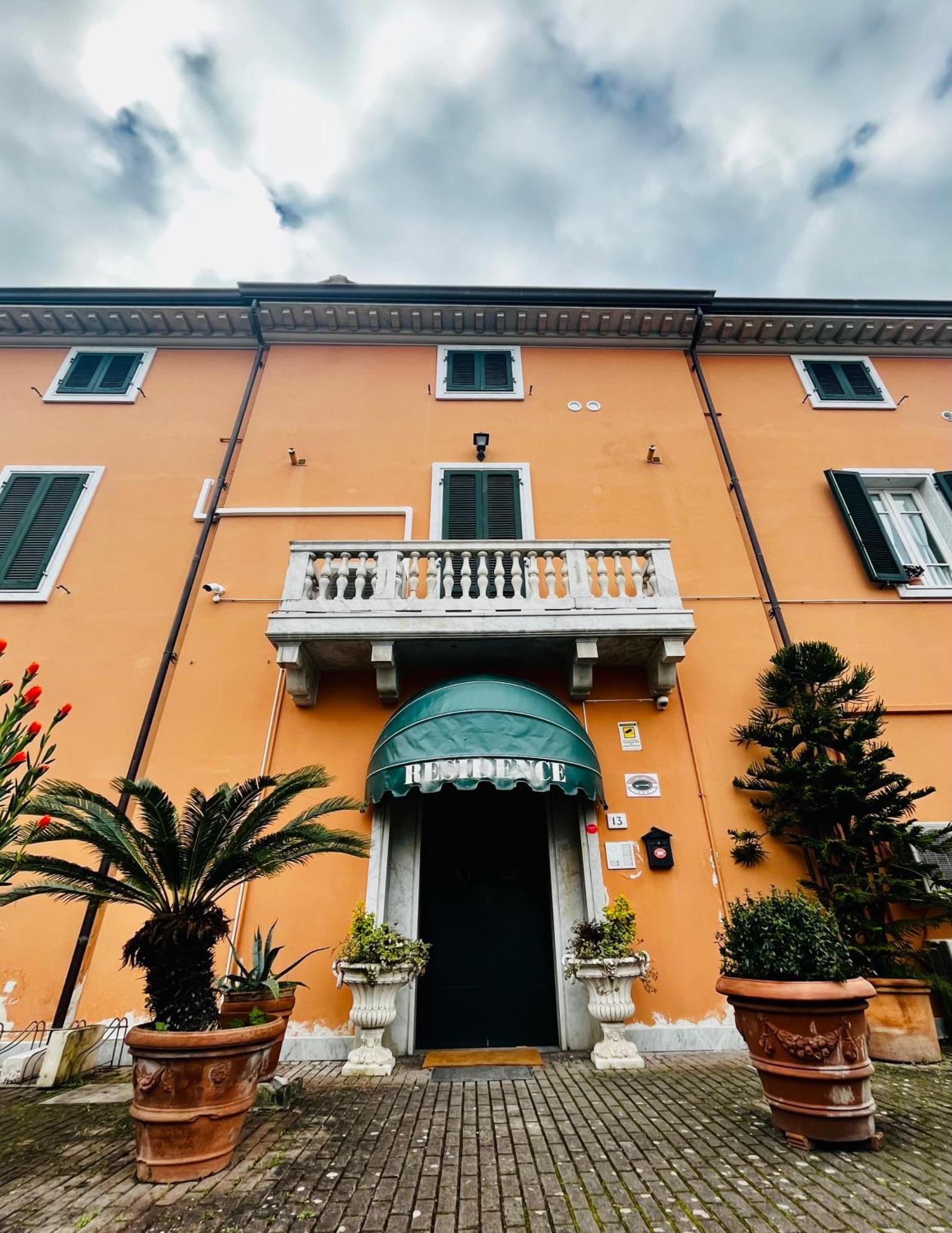 Residence Internazionale Pietrasanta Exterior photo